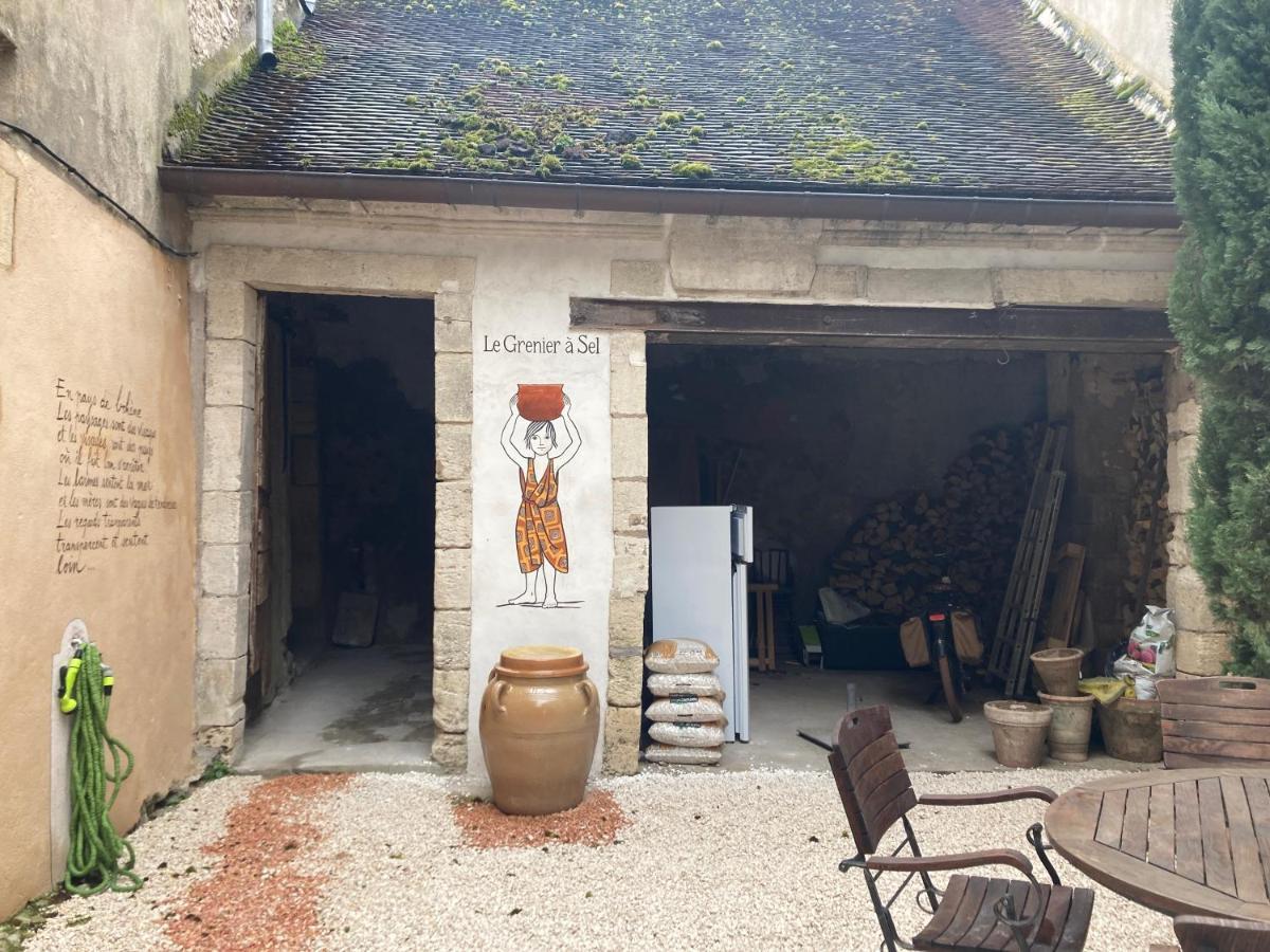 Le Patio De Xenia Acomodação com café da manhã La Charité-sur-Loire Exterior foto